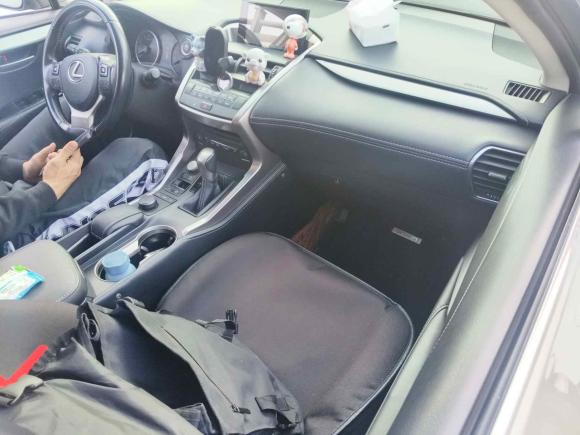 [深圳·粤B] 二手雷克萨斯雷克萨斯NX2015款 200 前驱 锋行版