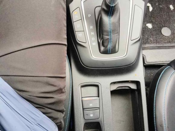 [义乌·浙G] 二手福特福克斯2022款 两厢 EcoBoost 180 自动S版