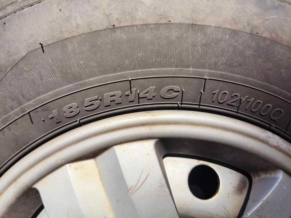 [深圳·粤B] 二手长安凯程长安睿行M802018款 1.5L基本型厢货平顶背掀门4G15S