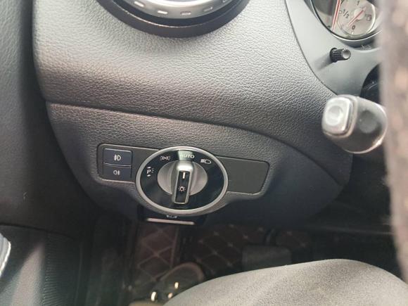 [西安·陕A] 二手奔驰奔驰GLA2016款 GLA 200 时尚型