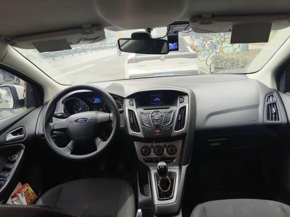 [成都·川G] 二手福特福克斯2012款 两厢 1.6L 手动舒适型