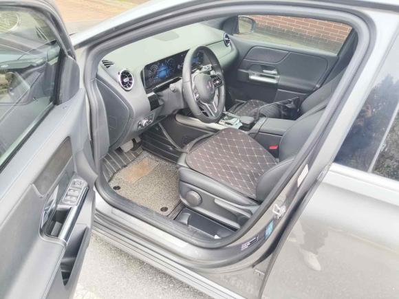 [上海·津G] 二手奔驰奔驰B级2020款 B 200 动感型