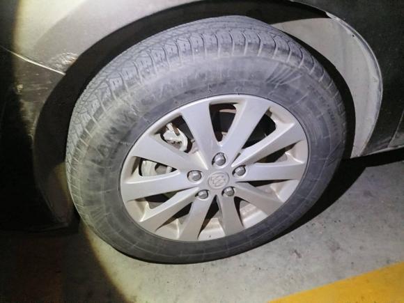 [济南·鲁A] 二手别克别克GL82017款 25S 豪华型 国V