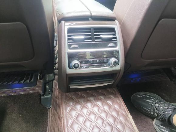 [成都·川A] 二手宝马宝马7系2016款 730Li 领先型