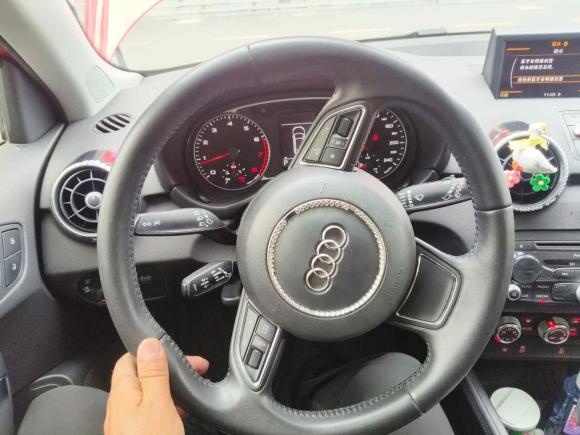 [上海·赣L] 二手奥迪奥迪A12013款 30 TFSI Sportback Ego