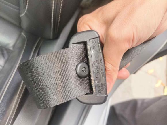 [广州·粤S] 二手大众凌渡2015款 330TSI DSG豪华版