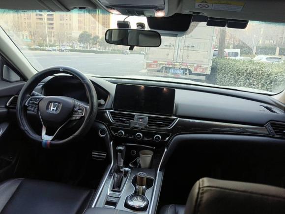 [济南·鲁S] 二手本田雅阁2022款 260TURBO 幻夜·尊贵版