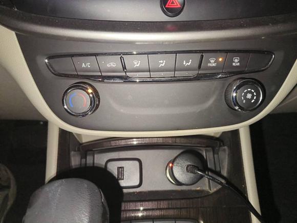 [武汉·鄂A] 二手别克威朗2018款 三厢 15S 自动进取型