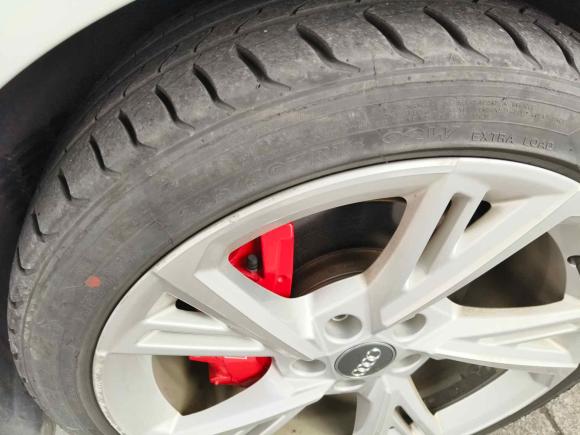 [南通·苏F] 二手奥迪奥迪A32021款 A3L Limousine 35 TFSI 时尚致雅型