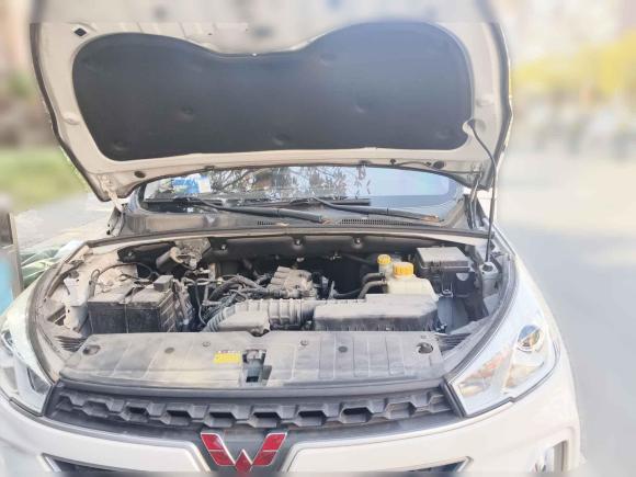 [南昌·赣A] 二手五菱汽车五菱宏光S32019款 1.5L 手动舒适型 国VI