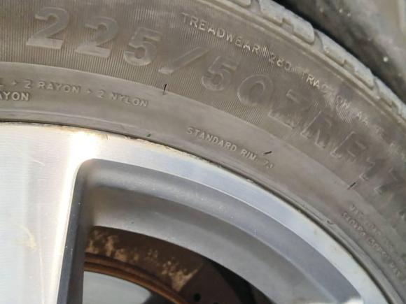 [上海·沪C] 二手奔驰奔驰C级2017款 改款 C 200 L 运动版