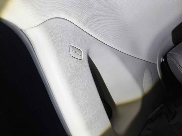 [武汉·鄂A] 二手红旗红旗HS52019款 2.0T 智联旗享版