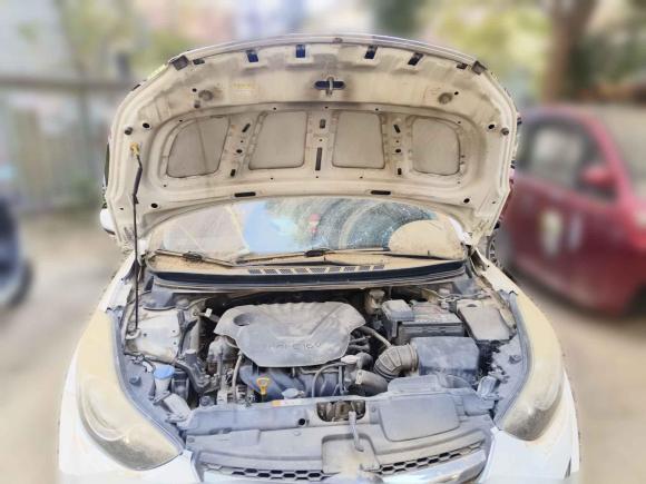 [南昌·赣A] 二手现代朗动2015款 1.6L 自动领先型