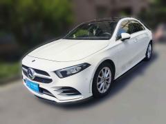 [上海·沪A]奔驰&nbsp;&nbsp;奔驰A级&nbsp;&nbsp;2019款 A 200 L 运动轿车