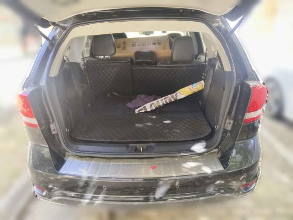 [南通·苏F] 二手道奇酷威2013款 2.4L 两驱尊尚版