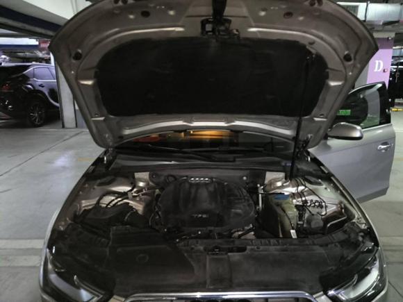 [常州·苏D] 二手奥迪奥迪A4L2016款 35 TFSI 典藏版 自动标准型