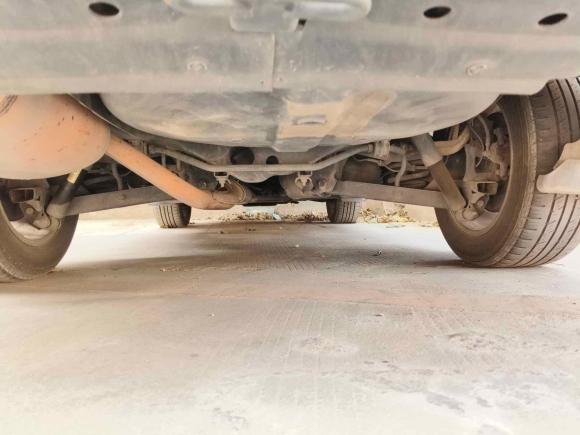 [广州·粤A] 二手东风风度东风风度MX62016款 2.0L CVT两驱全能版