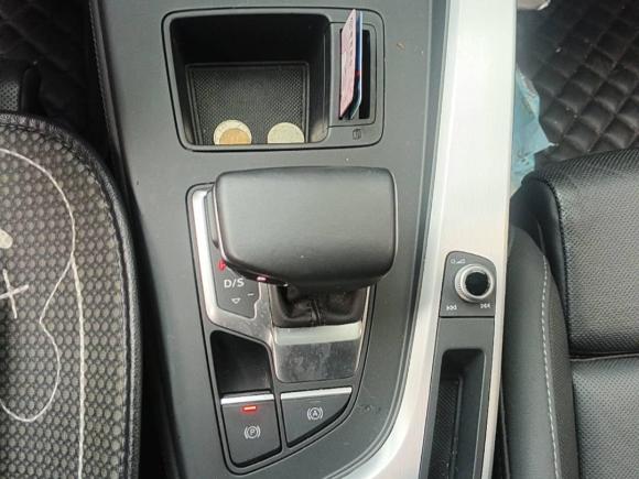 [温州·浙C] 二手奥迪奥迪A4L2022款 40 TFSI 豪华动感型