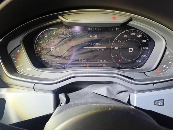 [杭州·浙A] 二手奥迪奥迪A4L2018款 30周年年型 40 TFSI 时尚型