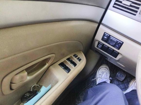 [广州·粤Y] 二手日产轩逸2012款 经典 1.6XE 手动舒适版