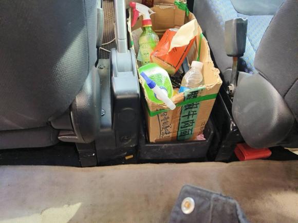 [深圳·粤B] 二手日产日产NV2002011款 1.6L 232座 尊雅型