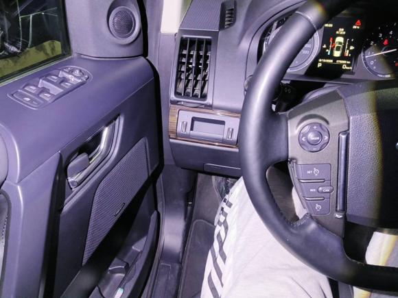 [上海·沪E] 二手路虎神行者22013款 2.0T Si4 SE汽油版