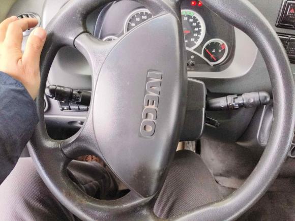 [苏州·苏E] 二手依维柯依维柯褒迪2012款 2.5T-A32 基本型