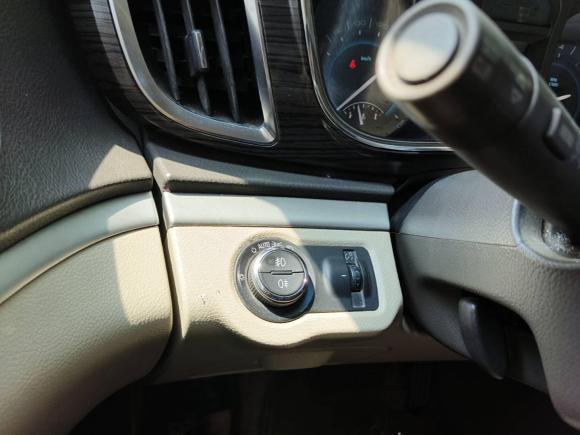 [武汉·鄂G] 二手别克别克GL82011款 3.0L XT豪华商务旗舰版