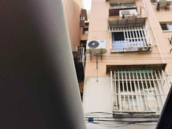 [上海·沪A] 二手上汽大通MAXUS上汽大通MAXUS EUNIQ 52020款 1.3T PLUG IN 豪华版