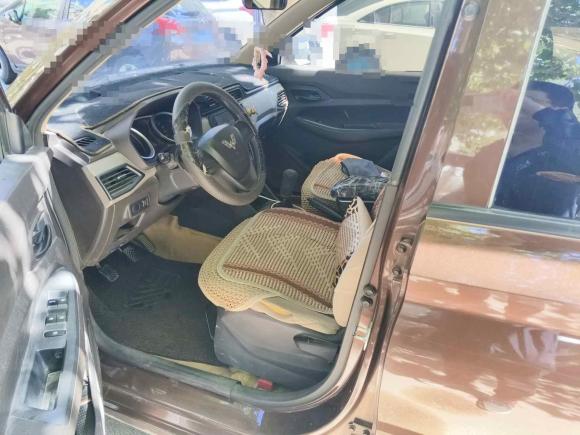 [济南·鲁A] 二手五菱汽车五菱宏光2018款 1.5L S标准型L2B