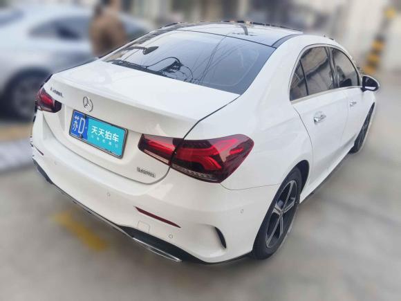 [常州·苏D] 二手奔驰奔驰A级2022款 改款二 A 200 L 运动轿车时尚型