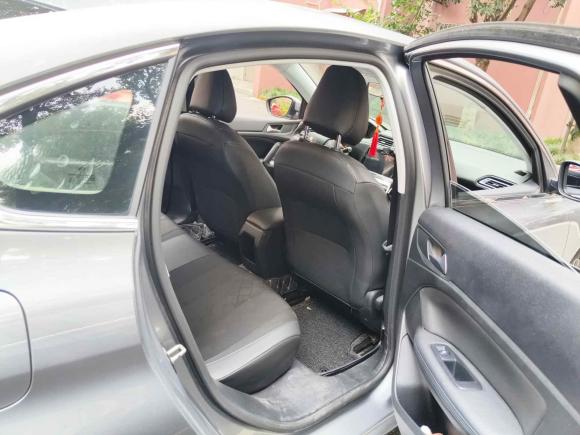 [上海·赣E] 二手标致标致3082016款 1.6L 自动豪华版