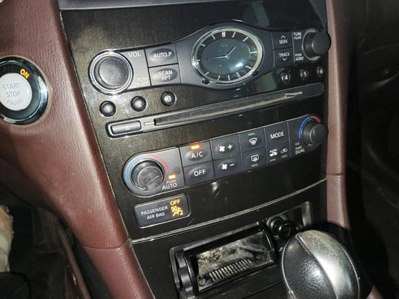 [无锡·苏B] 二手英菲尼迪英菲尼迪QX502015款 2.5L 悦享版