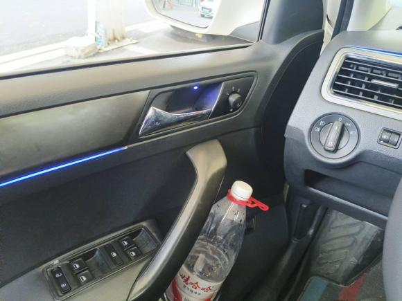 [上海·皖D] 二手大众桑塔纳2015款 1.6L 自动舒适版