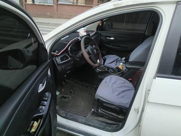 [青岛·鲁B] 二手宝骏宝骏7302019款 1.5L 手动时尚型 7座 国V