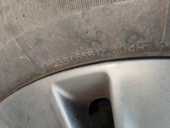 [广州·川A] 二手现代胜达2015款 2.0T 自动四驱智能型 7座