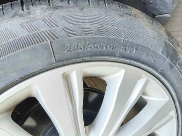 [无锡·苏B] 二手路虎揽胜极光2017款 2.0T SE 智耀版