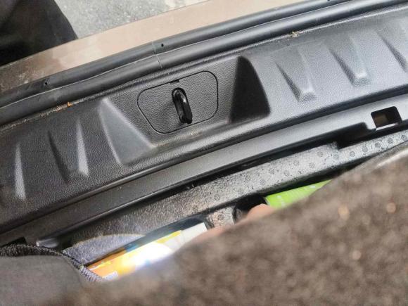 [南昌·赣A] 二手中华中华V62018款 1.5T 自动豪华型