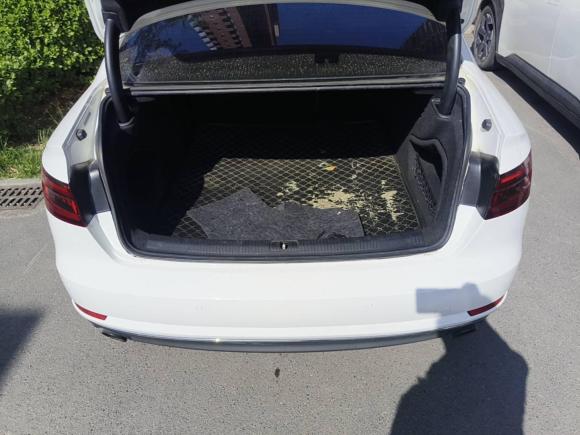 [济南·鲁P] 二手奥迪奥迪A4L2018款 30周年年型 40 TFSI 进取型