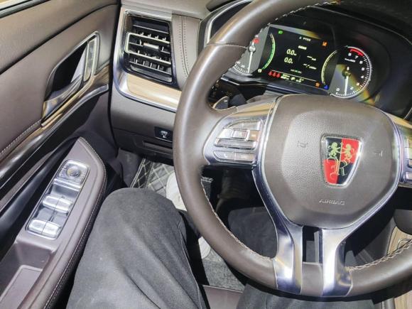 [上海·沪F] 二手荣威荣威RX82018款 30T 智联网两驱至尊版