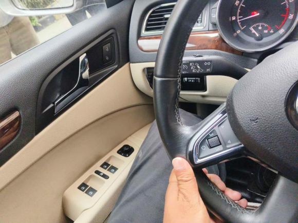 [上海·沪A] 二手斯柯达速派2013款 1.8TSI 自动名仕版