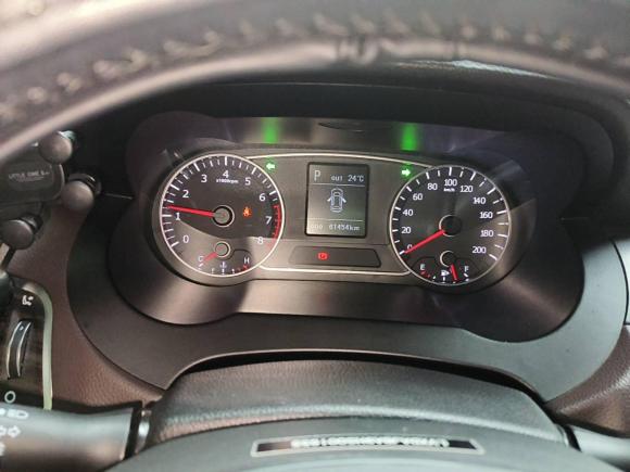 [成都·川A] 二手陆风陆风X72015款 2.0T 全景尊贵版