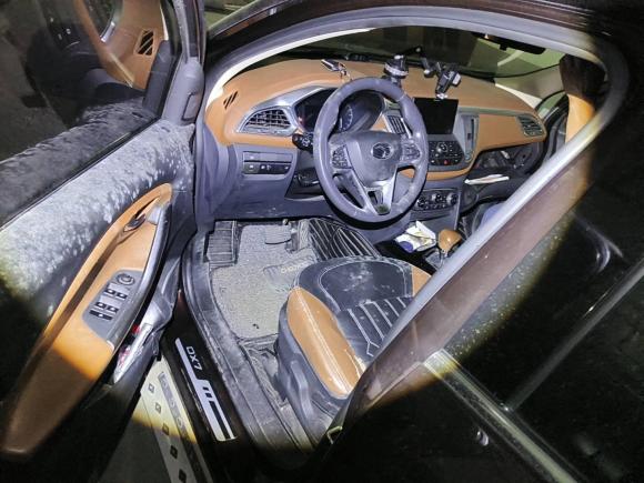 [上海·鄂R] 二手东南东南DX72018款 1.5T 自动荣耀版