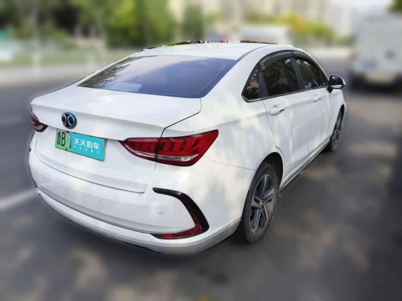 [青岛·鲁B] 二手北京汽车北京EU52018款 R500 智风版