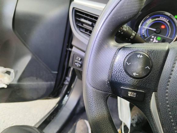 [杭州·浙A] 二手丰田雷凌2016款 双擎 1.8H GS E-CVT精英天窗版