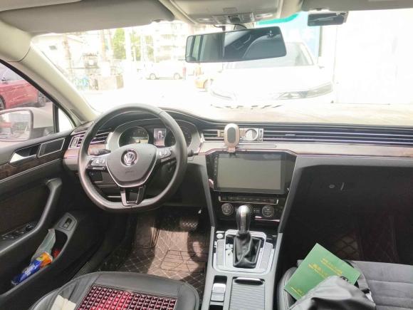 [广州·粤U] 二手大众迈腾2018款 330TSI DSG 豪华型