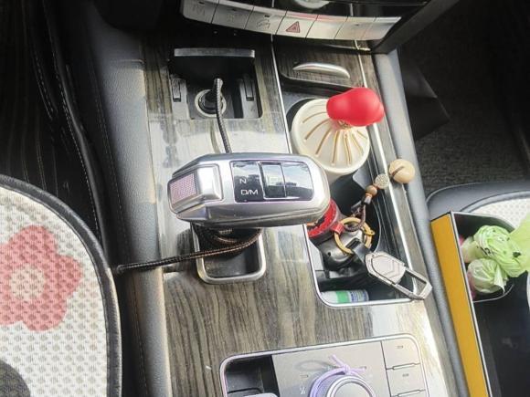 [上海·沪D] 二手哈弗哈弗H92017款 2.0T 柴油四驱舒适型 5座