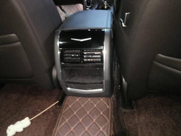 [上海·沪F] 二手凯迪拉克凯迪拉克CT62020款 28T 精英型