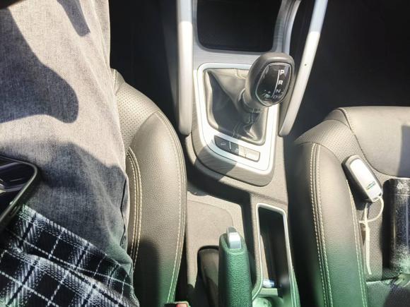 [无锡·苏B] 二手吉利汽车远景X32017款 1.5L 自动尊贵型