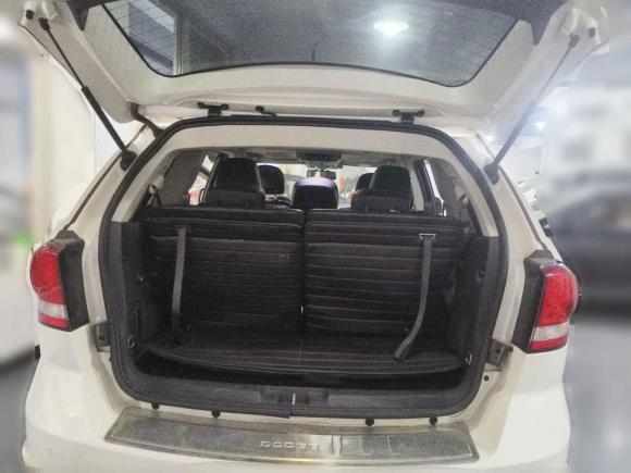 [上海·沪D] 二手道奇酷威2013款 2.4L 两驱尊尚版